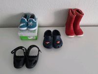 Neue Hausschuhe, gut erhaltene Crocs, Elefanten, Bobby Car Schleswig-Holstein - Norderstedt Vorschau