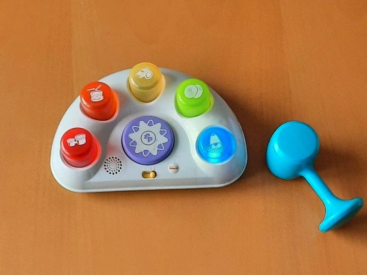 Mattel Fisher-Price Klopfspaß Musikspiel Musik Töne Lichter in Detmold