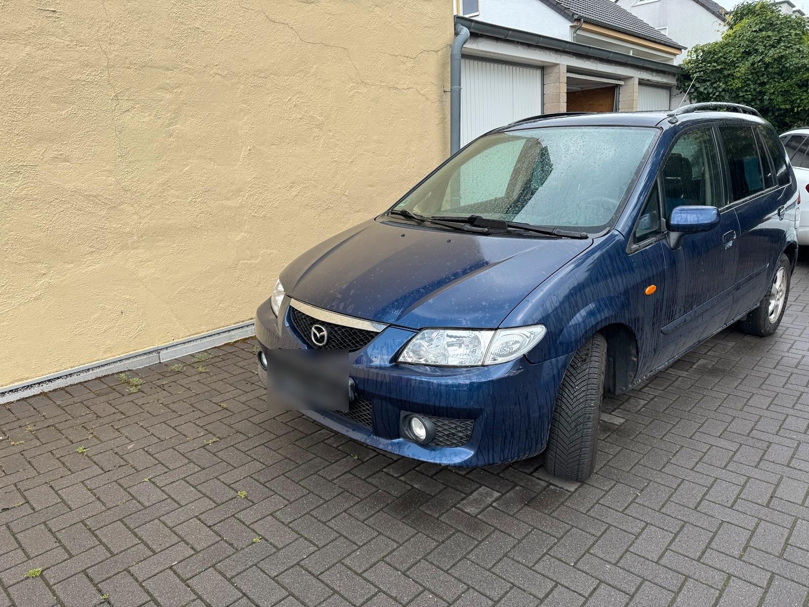 Abbildung des Autos Mazda premacy 2004. 700 €