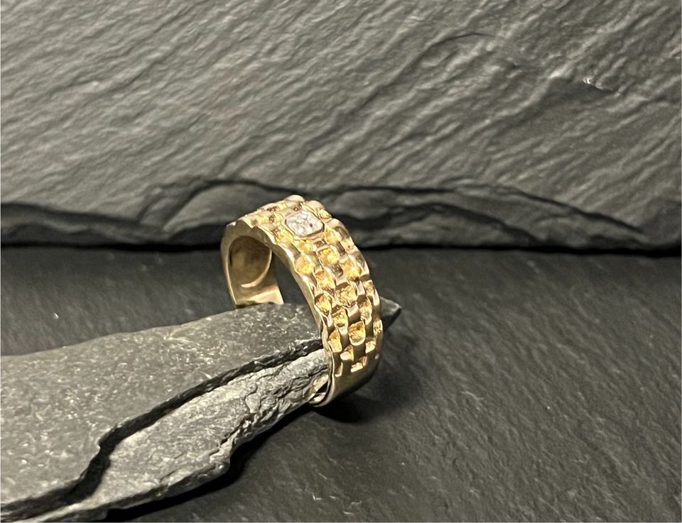 Ring 333 (8ct.) Gelbgold mit Diamantbesatz Goldschmuck T908 in Berlin