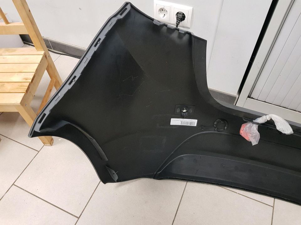 13267966 Opel Meriva B Stoßstange hinten / Heckverkleidung in Freinsheim