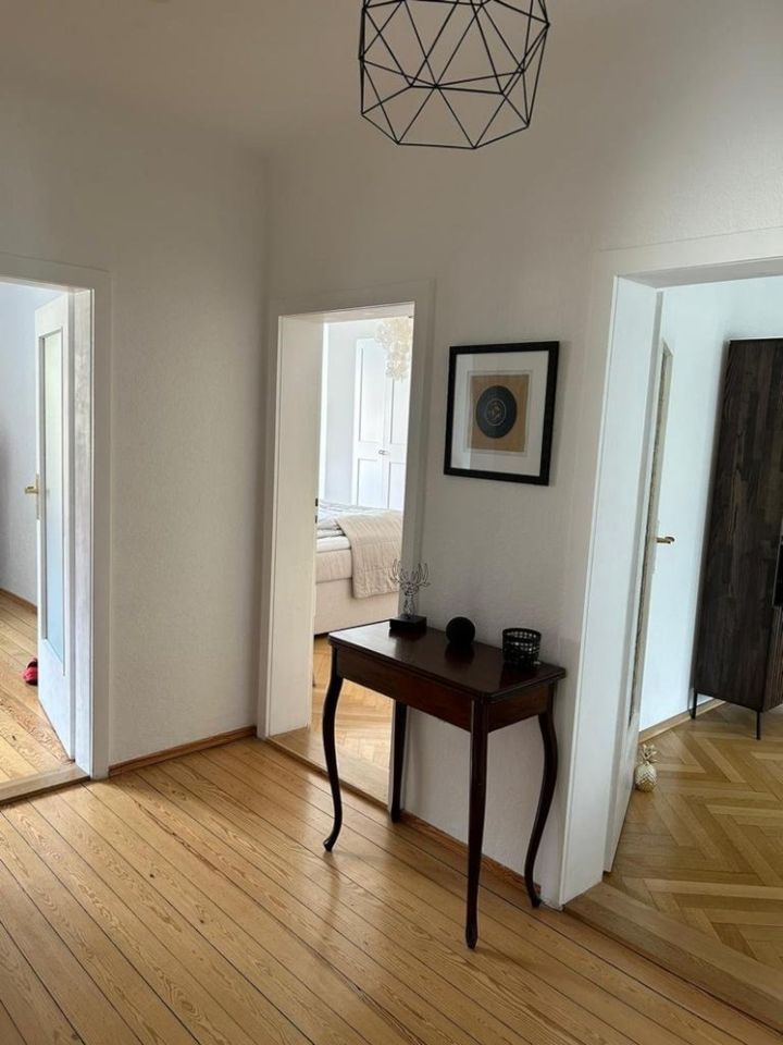 Schöne 3-Zimmer-Wohnung mit Ausblick und Wintergarten in Mannheim