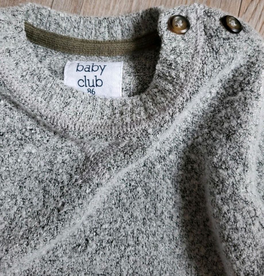 Kuscheliger Pullover Baby Club 86 grau unisex in Wernigerode