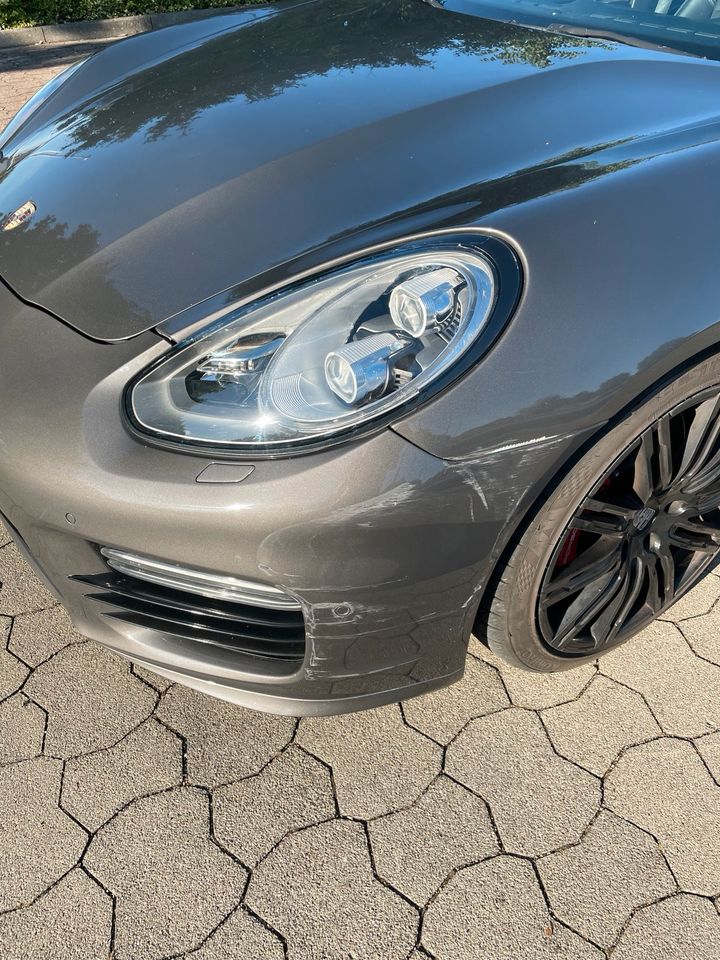 Porsche Panamera GTS in Ludwigsburg