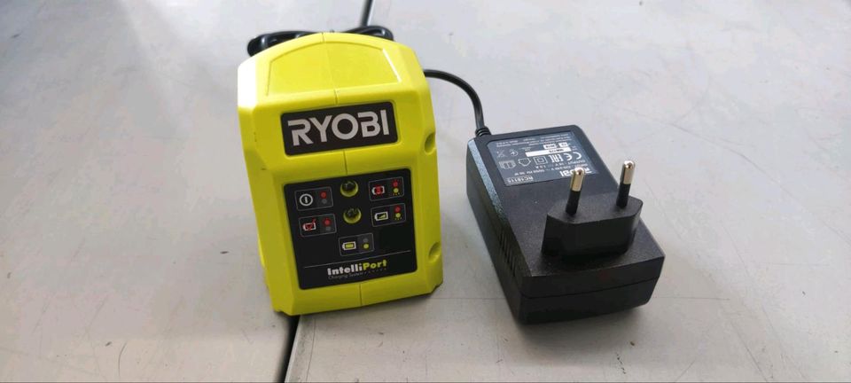 RYOBI R18RT-0+RAC314+RC18115 in Uslar