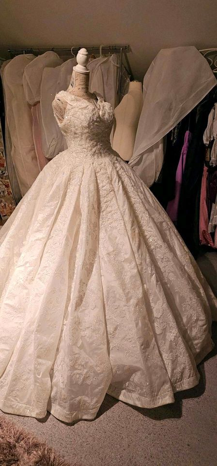 Verkaufe Brautkleid eine Prinzessin in Olsberg