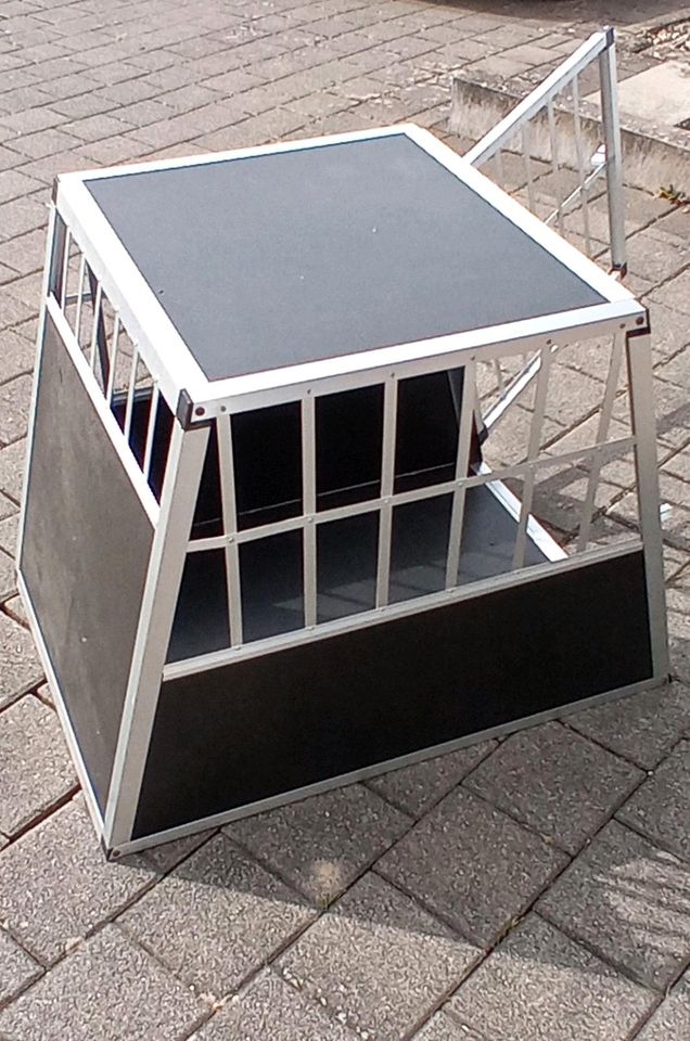 Hundetransportbox in Wallerfangen