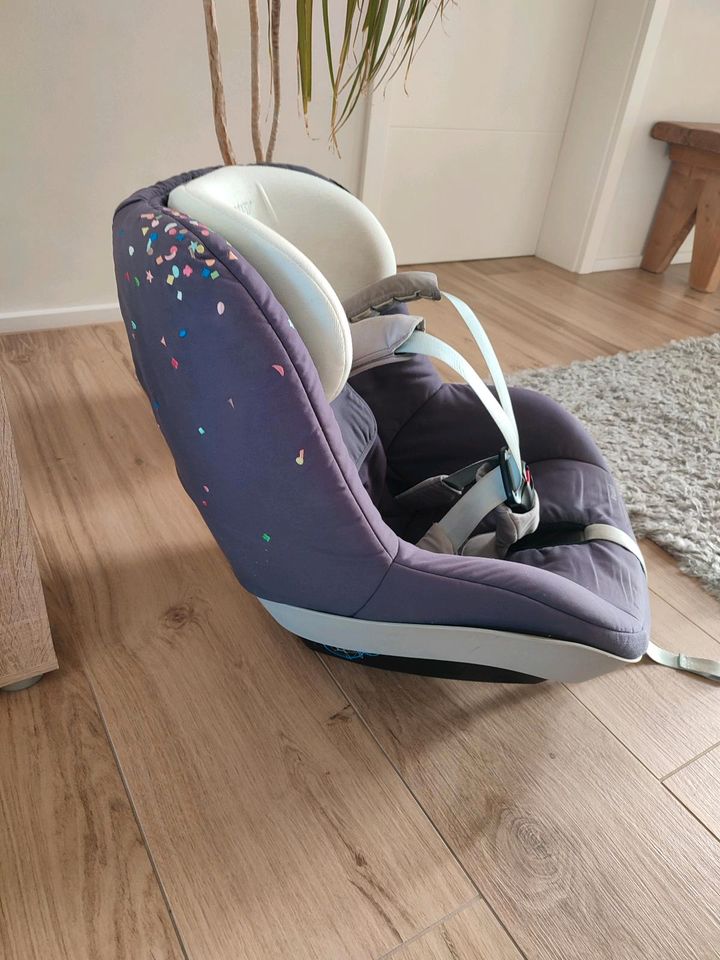 Kindersitz Maxi Cosi Pearl für Family fix Isofix in Niederkirchen bei Deidesheim