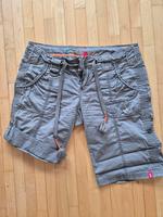 EDC by Esprit Shorts, Bermuda, kurze Hose, Gr.  40, Farbe Taube Nordrhein-Westfalen - Rheda-Wiedenbrück Vorschau