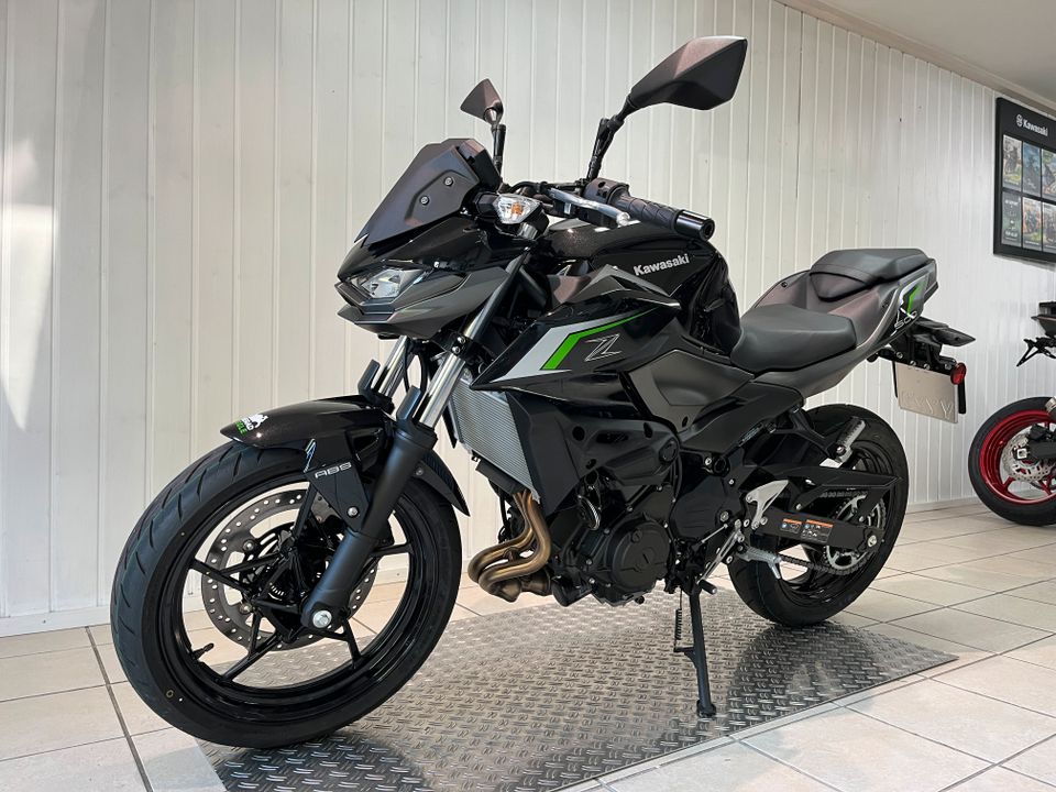 Kawasaki Z500 | NEU | MY24 | 4 Jahre Garantie |*StarterBonus* in Dietmannsried