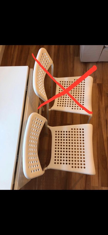 Stuhl (adde/ ADDE) von Ikea weiß in Köln