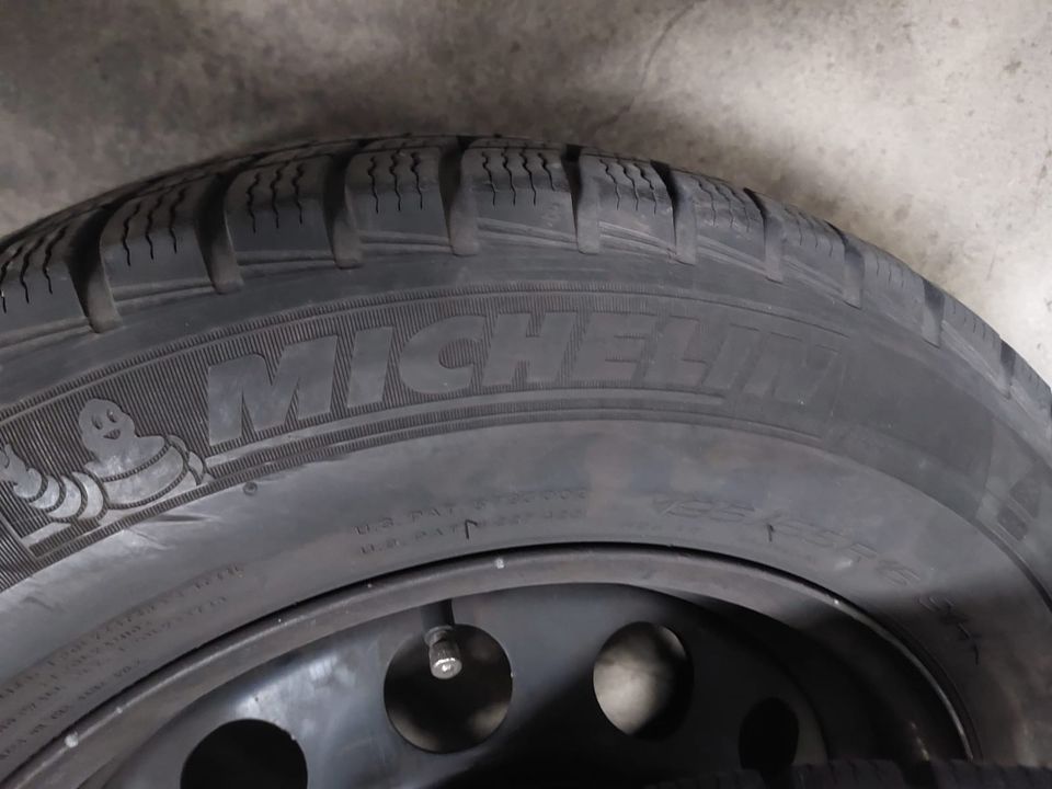 2x 7mm BMW 5ER E39 Winterreifen auf Felge Michelin 195/65/R15 91H in Werne