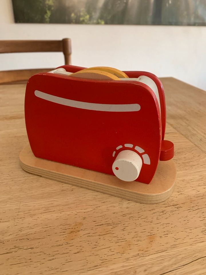 Kinderküche Toaster aus Holz inkl. 2 Toastbrot in Hamburg