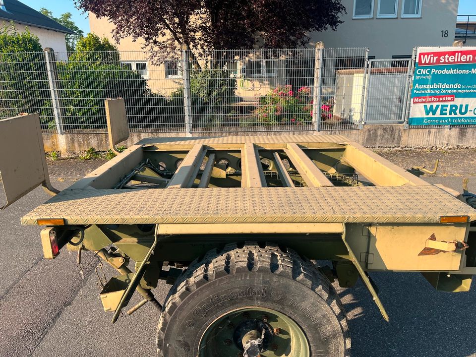 Anhänger Bundeswehr Auflaufgebremst Unimog Traktor u.a. in Neuried