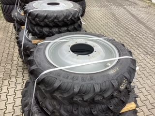 Neue Pflegeräder 270/95R48, 270/95R46, 270/95R32, Case, CNH in Witzmannsberg