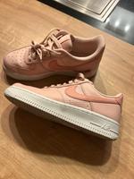 Nike AIR Größe 38 / Rosa Hessen - Maintal Vorschau
