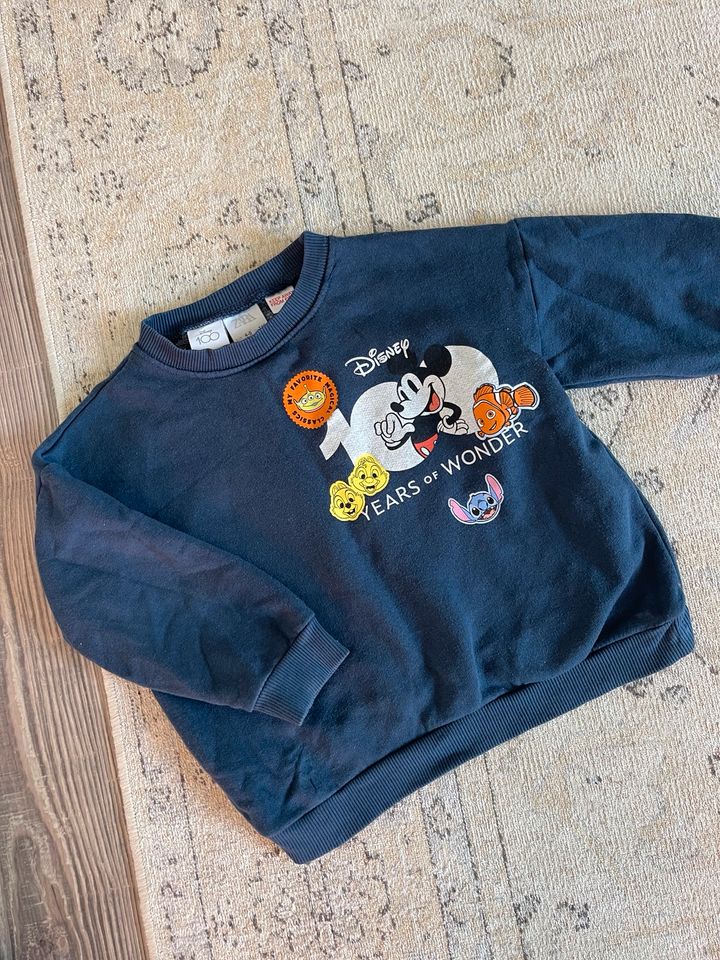 ZARA Disney Mickey Mouse Pullover Sweatshirt blau 110 104 in Harsefeld