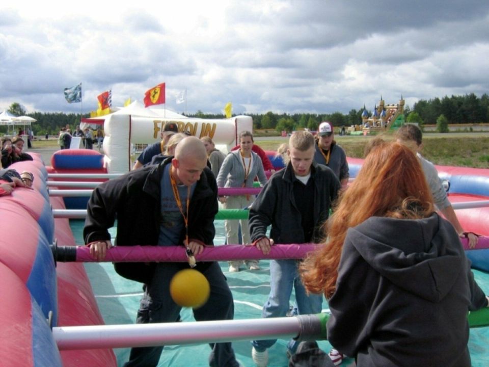 Menschenkicker mieten, Human Table Soccer, Maxikicker in Ockenheim