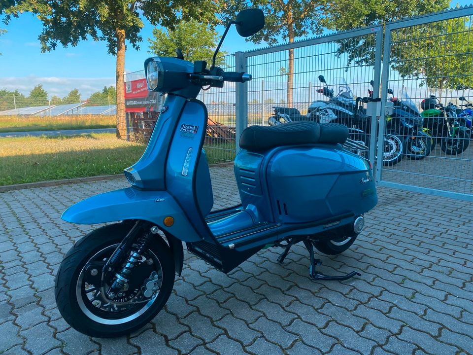 Royal Alloy GP300 LC ABS - wenig KM - wie Vespa - Garantie in Walsrode