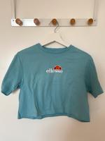 Crop Top von Ellesse blau Größe S Stuttgart - Untertürkheim Vorschau