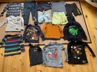 Kleiderpaket 110 116 Hosen, T Shirts, Pullover 15 Teile Niedersachsen - Adelheidsdorf Vorschau