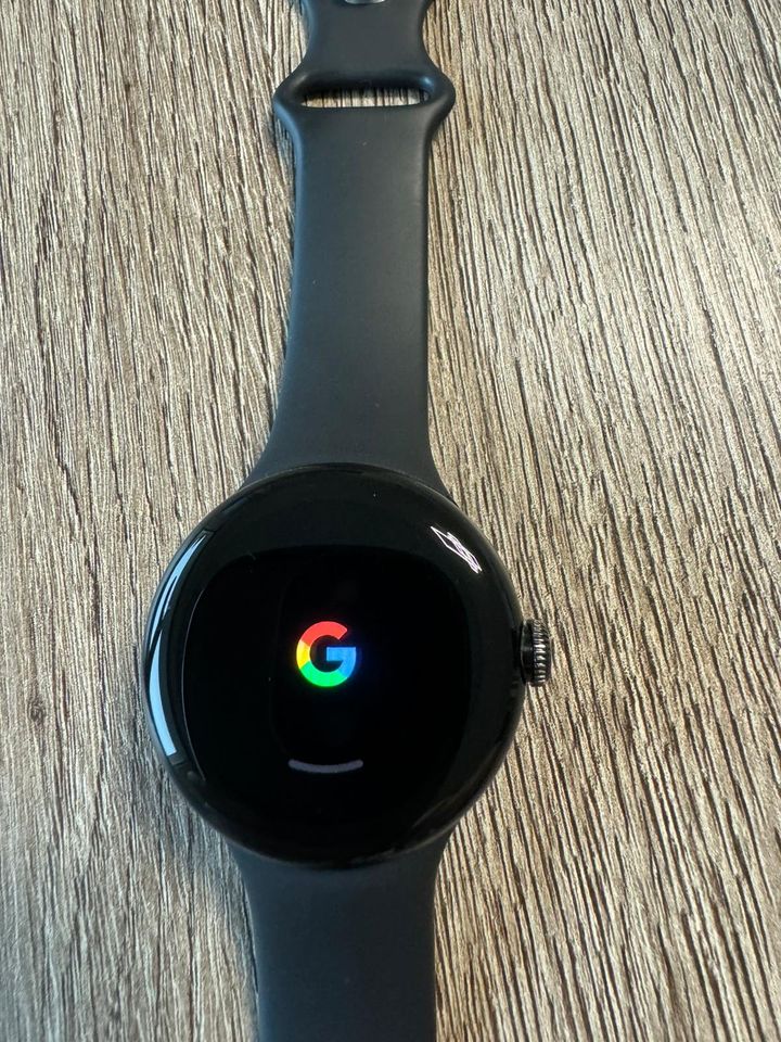 Komplettpaket Google Pixel 7 Pro - Pixel Watch LTE - Ladestation in Herne