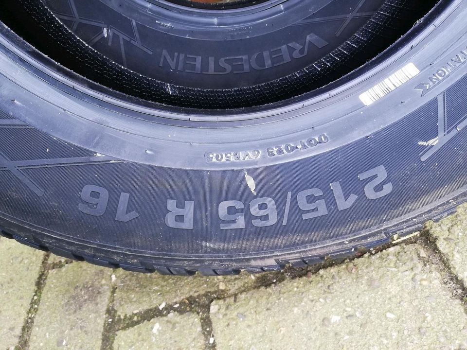 Vredestein Reifen 215/65R16 98H NEU in Ringe