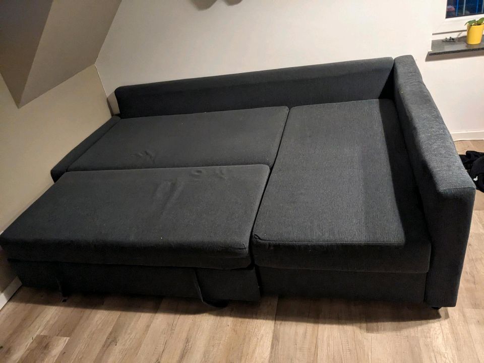 Couch mit Schlaffunktion in Bamberg