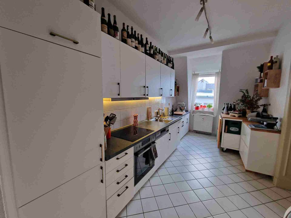 Exklusive Dachgeschosswohnung: 4 Zimmer, 3 Bäder, nah Friedrichstraße in Berlin