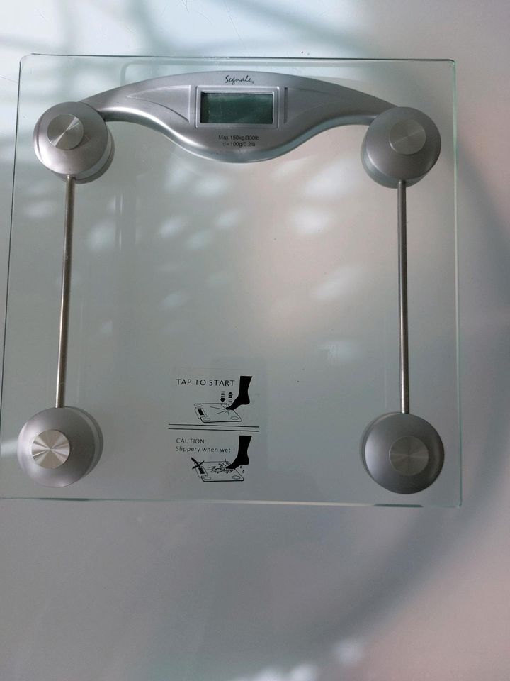 Personenwaage Glas, bis 150 kg, 100 g Schritte in Wenzendorf