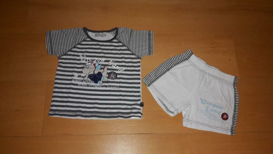 Set: T-Shirt + kurze Hose Gr. 86 (Kleidg. Gr. 50-104 vorhanden) in Schwarzenfeld