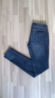 Skinny Jeans Röhre Lowwaist blau washed Gr. S 36 Tally Weijl Friedrichshain-Kreuzberg - Friedrichshain Vorschau