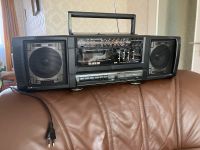 Vintage - 1980er Radio-Kassetten-Stereoanlanlage Hessen - Oberursel (Taunus) Vorschau