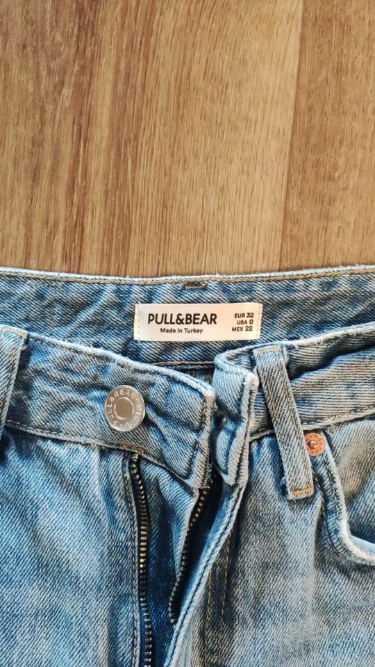 Wide leg pull&bear Jeans in Wüsting/Wraggenort