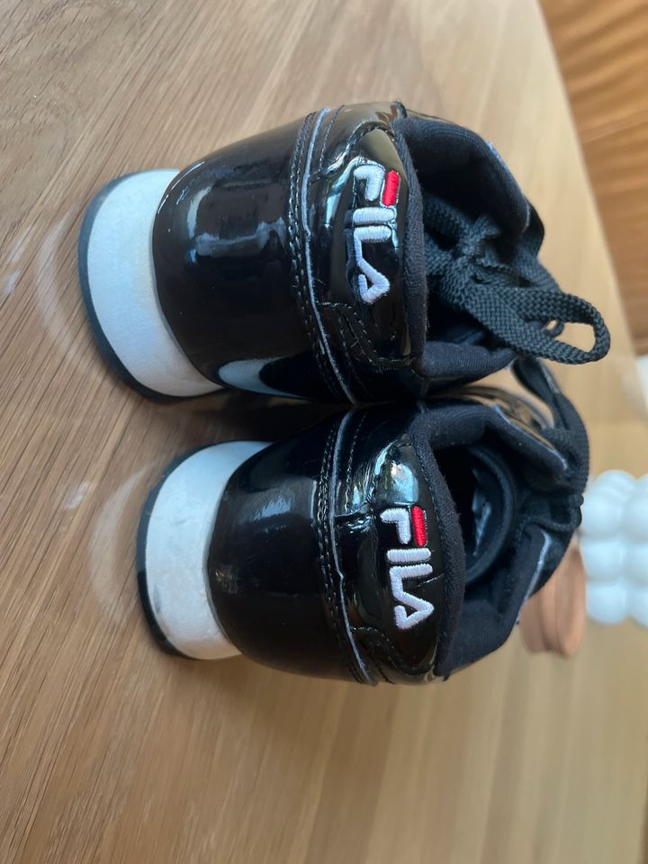 Fila Schuh 40 in Fellbach