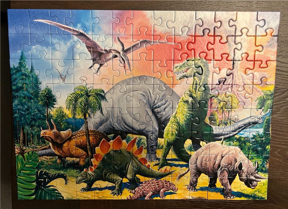 Puzzle 100 Teile XXL Ravensburger Dinosaurier in Viersen