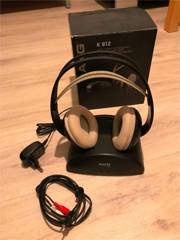 Used AKG K912 Headphones for Sale | HifiShark.com