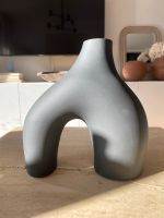 H&M Home Steingut Vase Schwarz Nürnberg (Mittelfr) - Mitte Vorschau