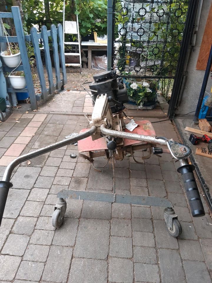 Garten hacke motor in Höchstenbach