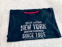 Tommy Hilfiger T-Shirt dunkelblau Gr. 5 Jahre Berlin - Charlottenburg Vorschau