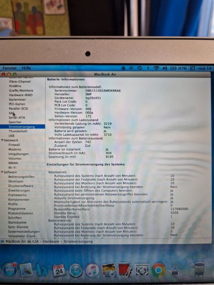 MacBook Air 11 Zoll Mitte 2011 - A1370 - 11” Mid 2011 superflach in Dresden