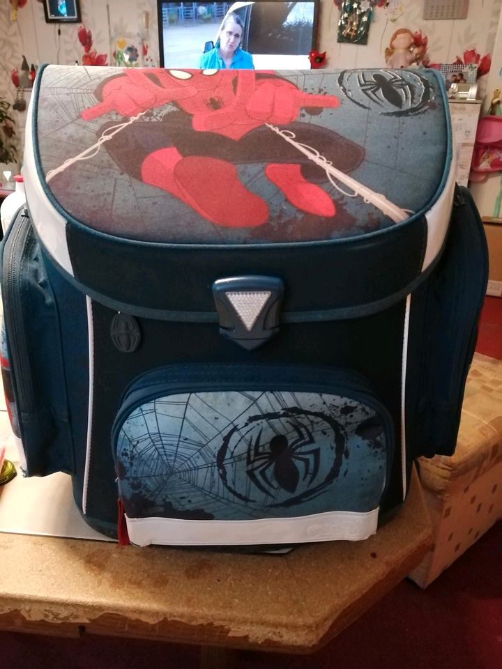 Schulranzen Spiderman mit sportbeutel in Südharz