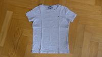 Basic T-Shirt von Tommy Hilfiger Gr.140 Leipzig - Altlindenau Vorschau