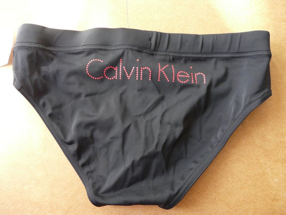 Badehose von CALVIN KLEIN in Größe S -NEU in Leverkusen