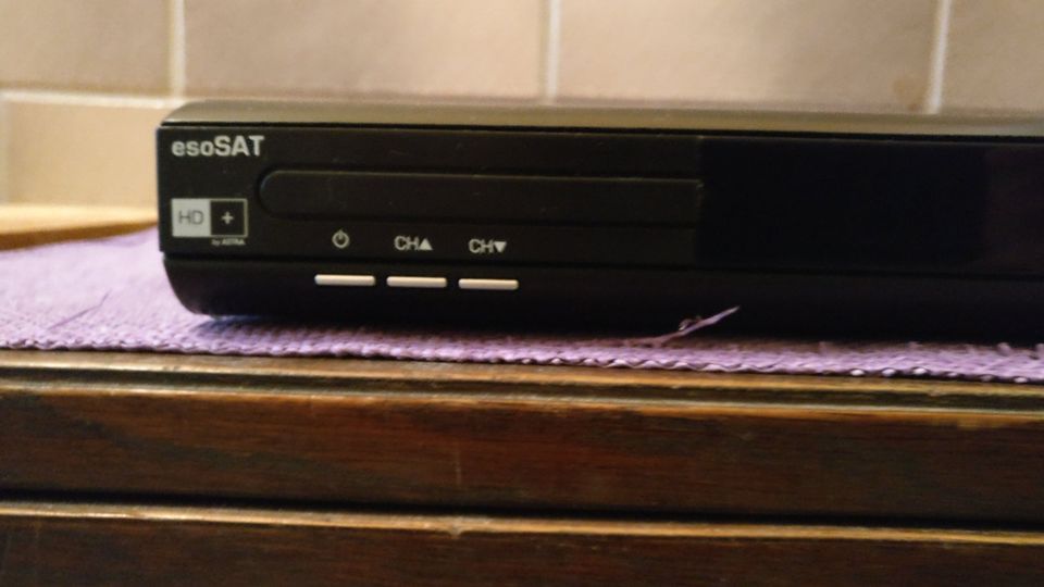 Digitaler HD Satelliten Receiver in Duisburg