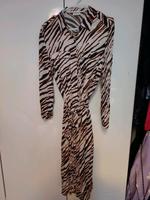 Gerry Weber Neu Hemdblusenkleid mit Gürtel 40 42 München - Laim Vorschau
