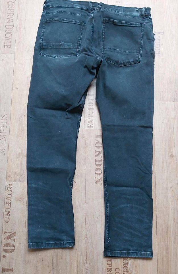 Schwarze Hybrid  Stretch Jeans Slim Fit 38/32 in Bad Rothenfelde