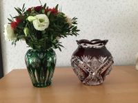 2 Kristallglas Vasen, Blumenvase, Bleikristall, grün, rot Hessen - Dreieich Vorschau