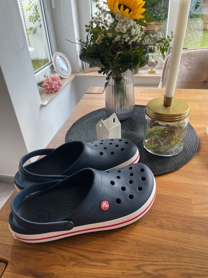 Crocs Reduziert‼️Crocband Clog Badeschuh 11 Clogs Dunkelblau in Lohfelden