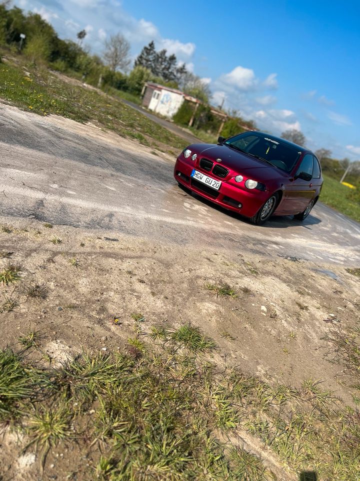 Bmw E46 316ti 2002 M Packet in Neuenkirchen bei Greifswald